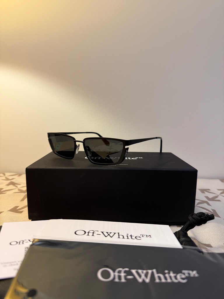 Off-White sunglasses Richfield Black