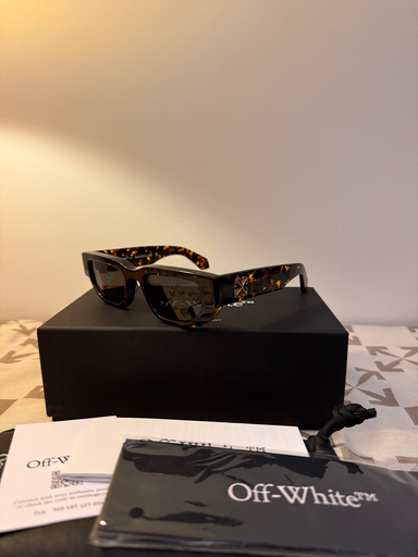 Off-White sunglasses Greeley Havana dark grey glasses